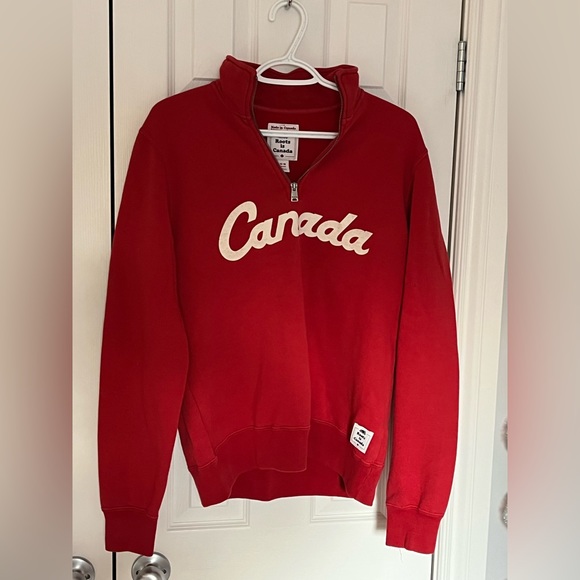 RED ROOTS CANADA QUARTER ZIP SWEATER SIZE WOMENS US MEDIUM - Picture 1 of 4